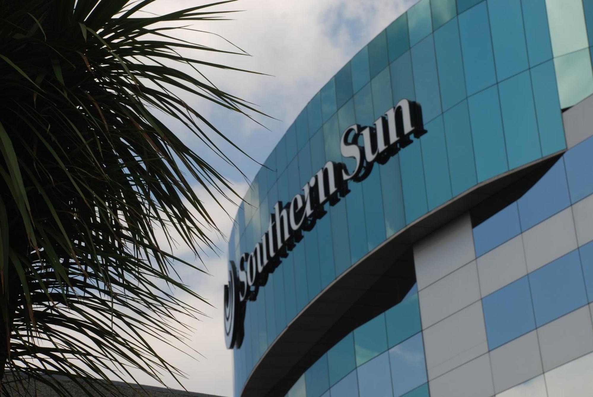 Southern Sun Or Tambo International Airport Kempton Park Eksteriør billede Southern Sun logo